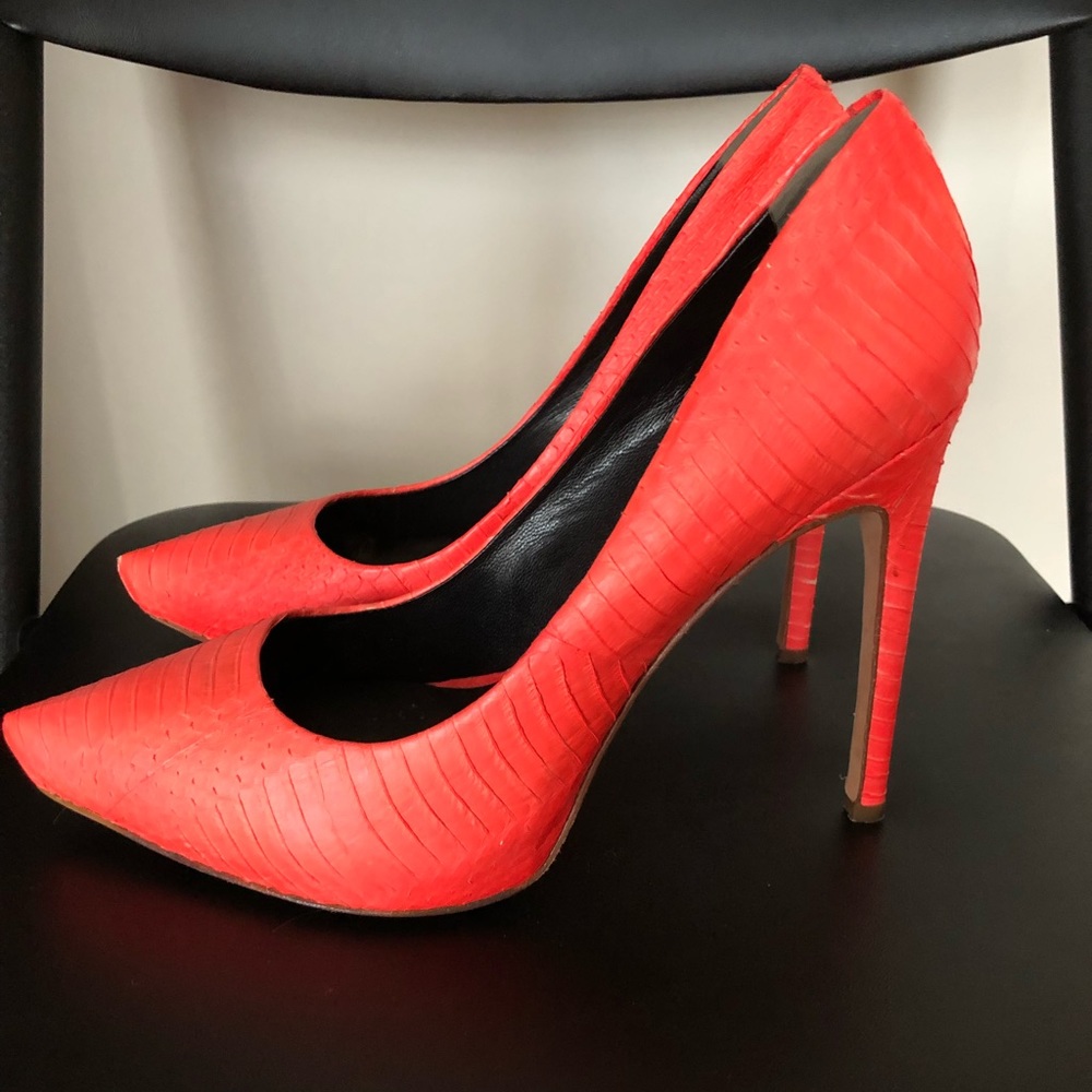 Rachel Roy Coral Pink Snakeskin Pattern Heels